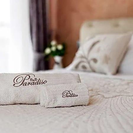 Paradiso 4*