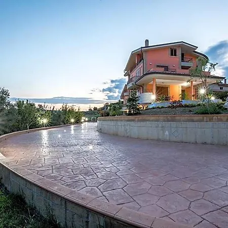 Paradiso 4*