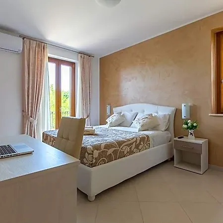 Paradiso Отель 4*